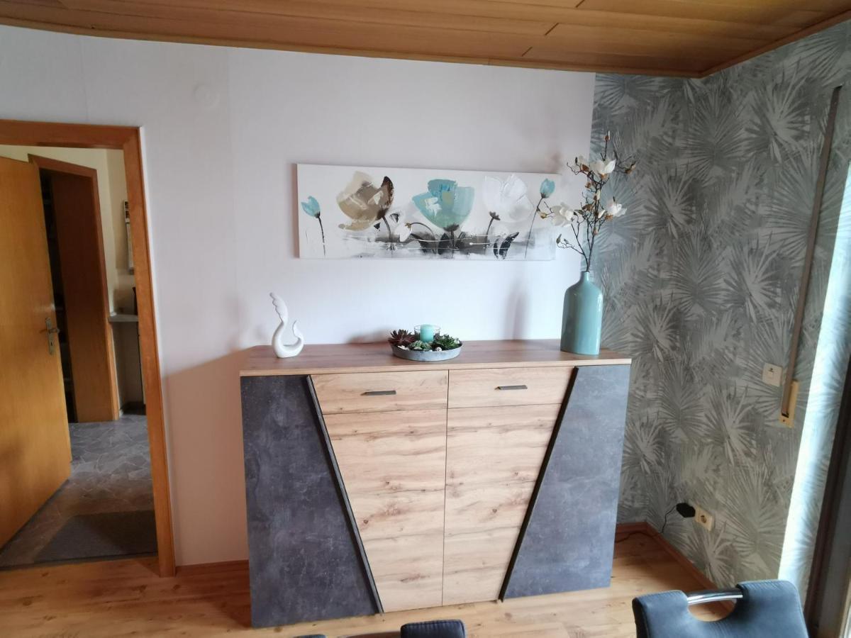 Ferienwohnung Moselblick ブルッティヒ・ファンケル エクステリア 写真
