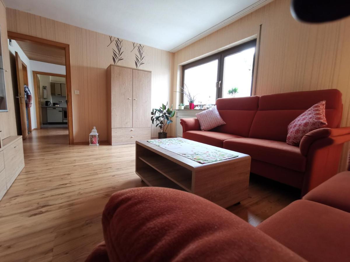 Ferienwohnung Moselblick ブルッティヒ・ファンケル エクステリア 写真