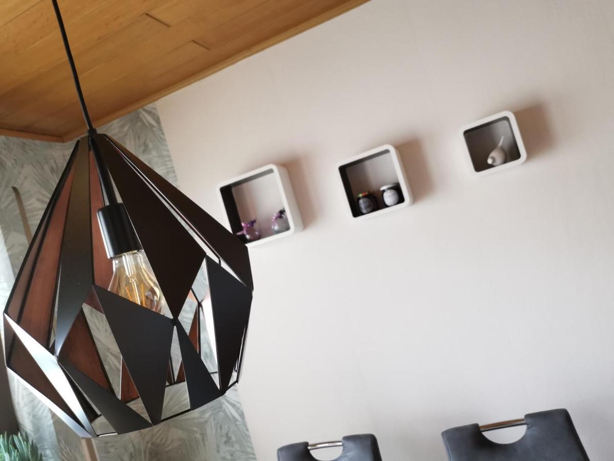Ferienwohnung Moselblick ブルッティヒ・ファンケル エクステリア 写真