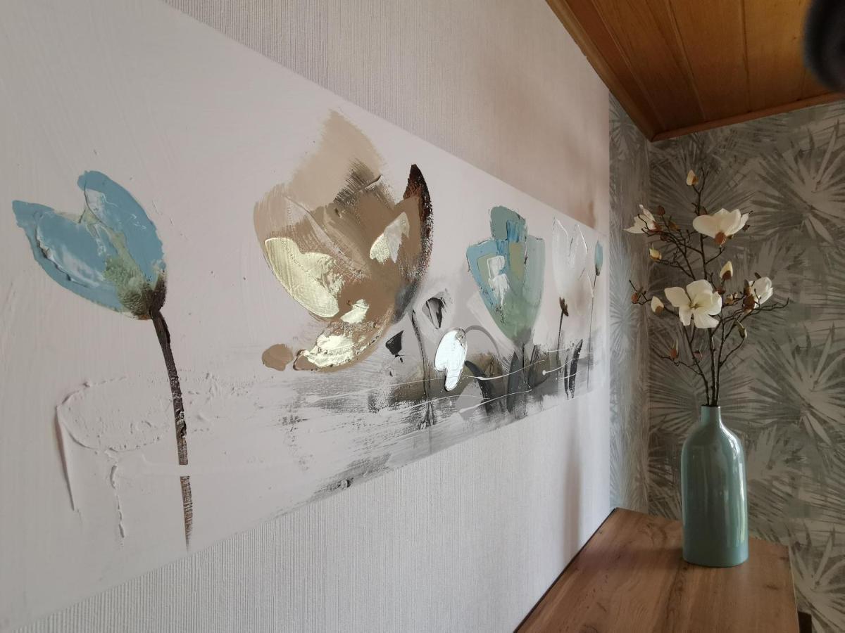 Ferienwohnung Moselblick ブルッティヒ・ファンケル エクステリア 写真