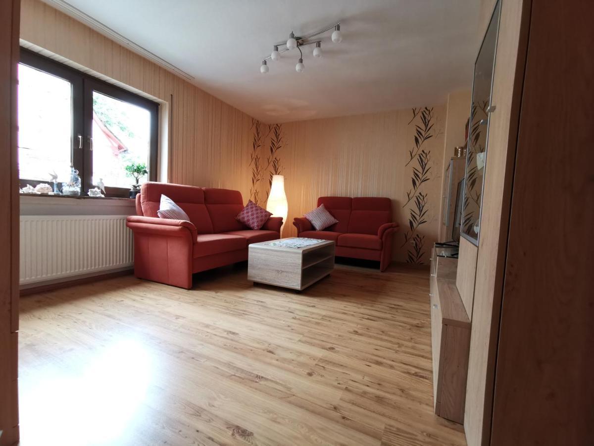 Ferienwohnung Moselblick ブルッティヒ・ファンケル エクステリア 写真